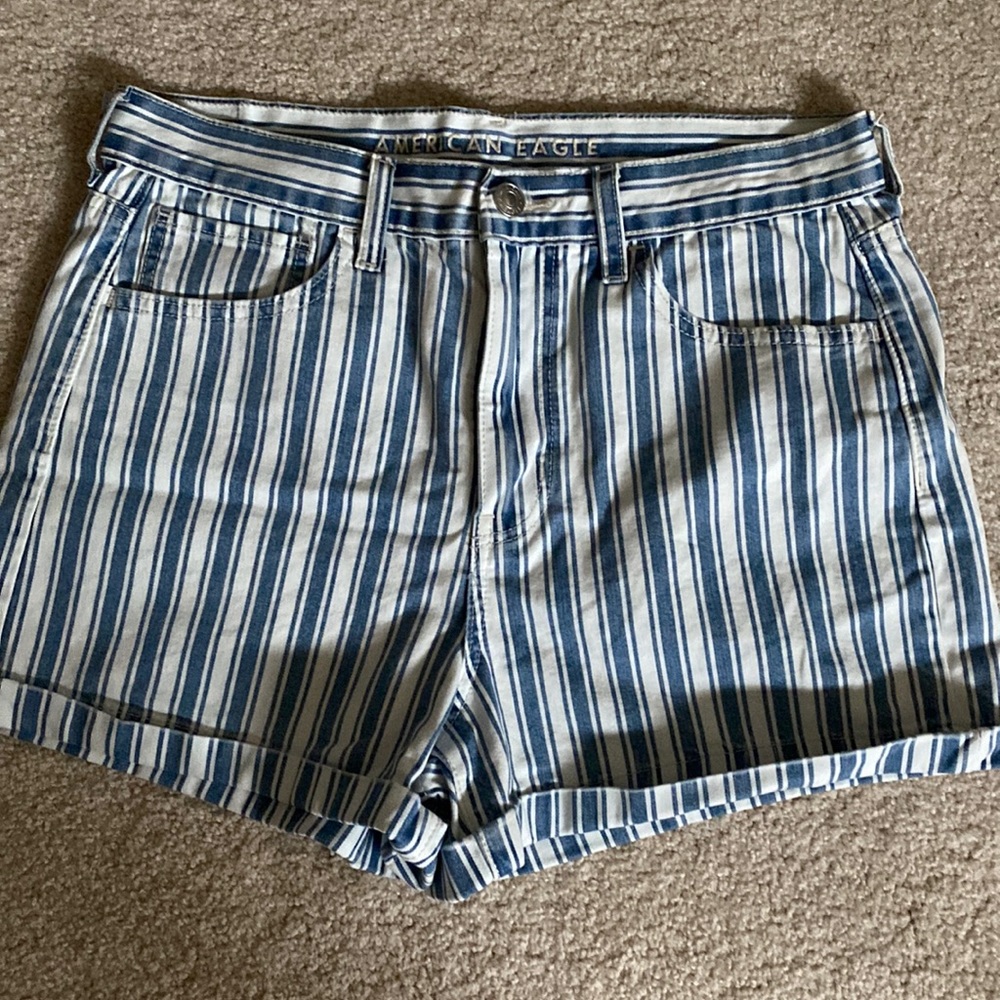 American Eagle high waisted shorts